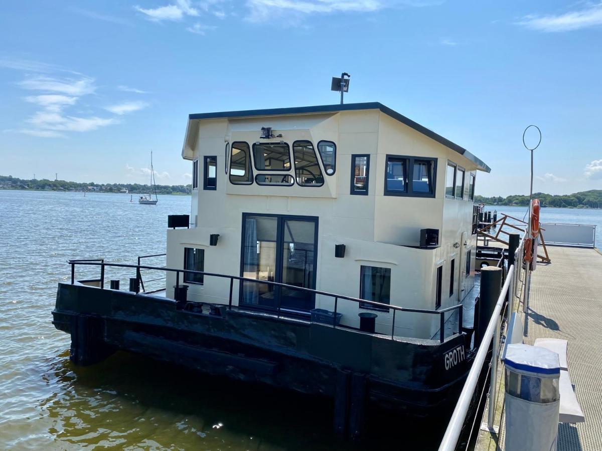 Island-dreams Hausboote Groth & Rhin *
